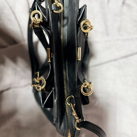 Coach Small Dreamer Bag in Black with Gold Hardware π€β¨ - Picture 7 of 11